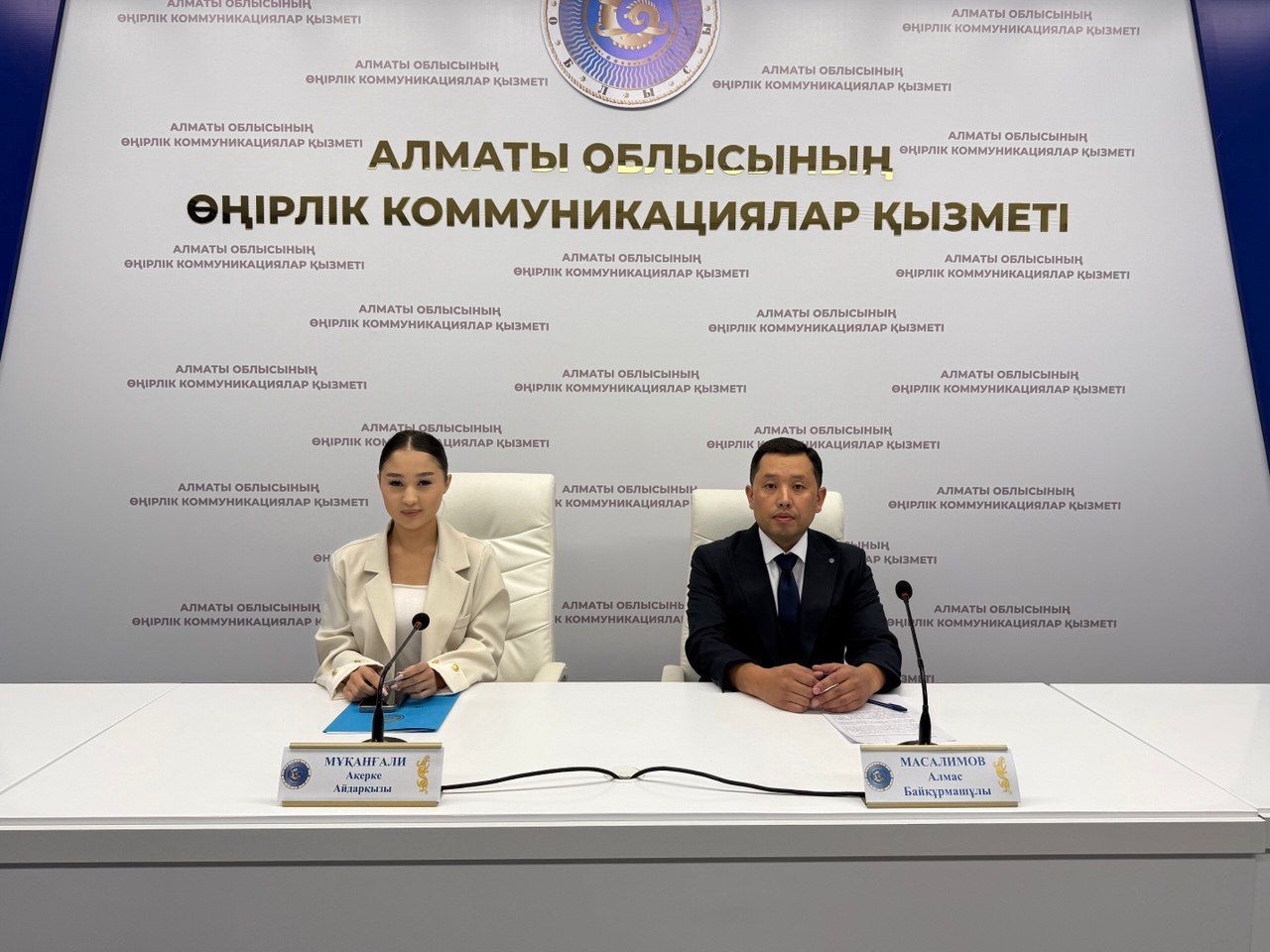 Әйелі мастурбация порно видео Райли Стилл порносын қараңыз