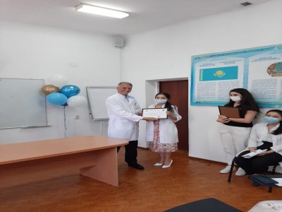 Awards to doctors of the AIDS Center of Almaty