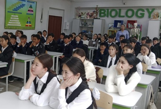 Five Schools in One Day: HIV Prevention Activities Reach Multiple Villages in Raiymbek District