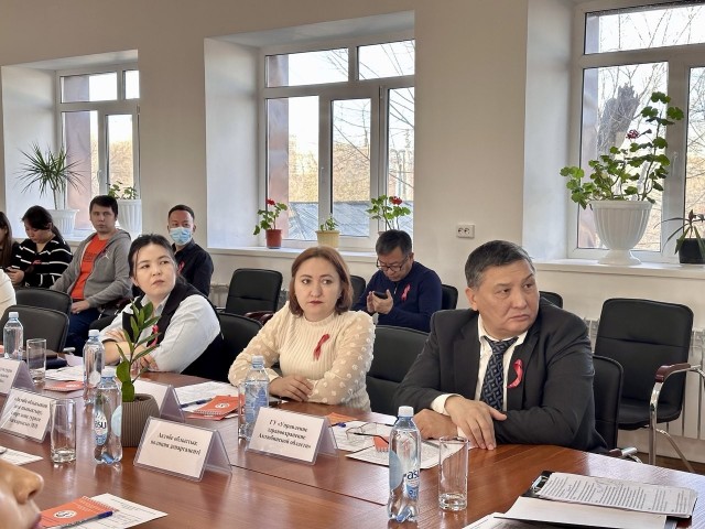 АИТВ-ға қарсы бірге: диалог, ынтымақтастық, әрекет